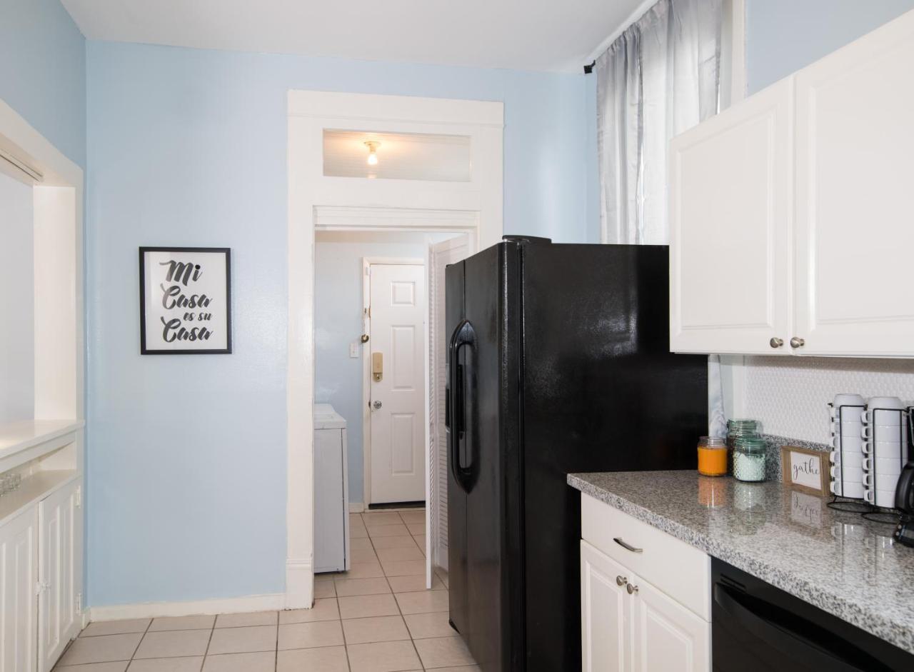 Beautiful Two-Story In Central Galveston, Short Walk To Beach, Near Downtown! | Seas The Breeze Villa Esterno foto