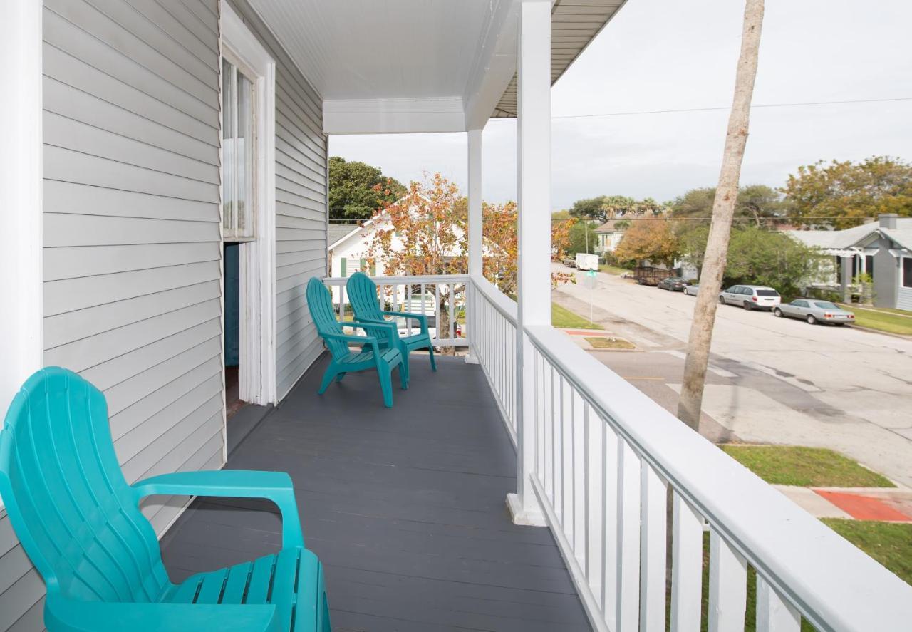 Beautiful Two-Story In Central Galveston, Short Walk To Beach, Near Downtown! | Seas The Breeze Villa Esterno foto