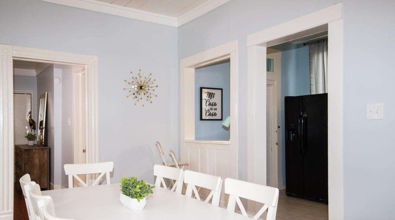 Beautiful Two-Story In Central Galveston, Short Walk To Beach, Near Downtown! | Seas The Breeze Villa Esterno foto